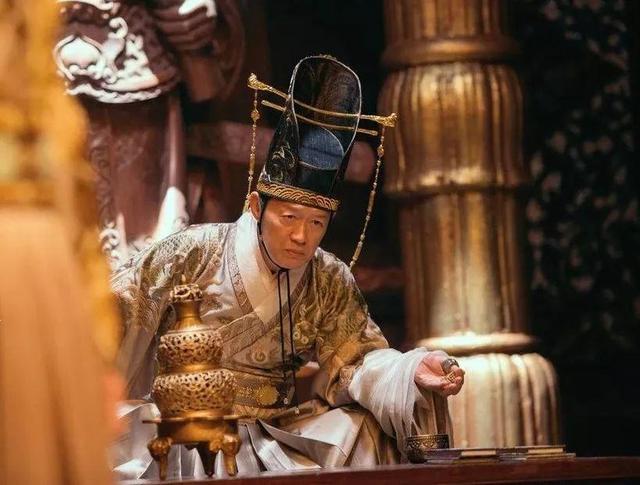 明朝魏忠贤和客氏(魏忠贤与客氏什么关系)(图2) 明朝魏忠贤和客氏(魏忠贤与客氏什么关系)(图2)