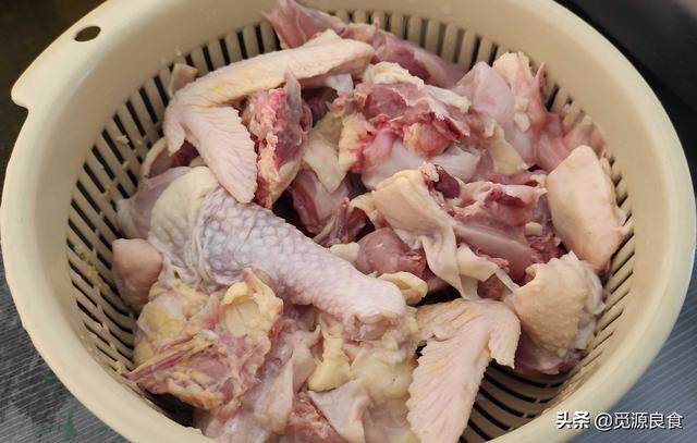 怎么炖鸡汤好吃又嫩又入味（这样炖鸡汤好吃）(12)