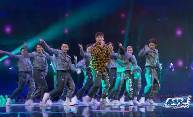 这就是街舞第二季余衍林决赛落泪（街舞2总决赛14支作品总排名）(1)