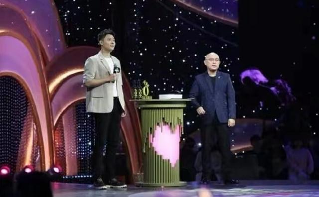 金星秀赵丽颖与冯绍峰完整版（相亲综艺男嘉宾曝明星夫妻内幕）(2)