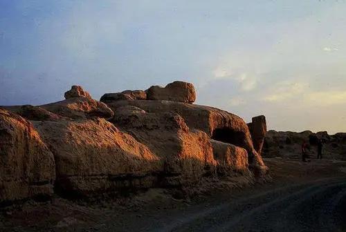 盗墓笔记蛇沼鬼城在哪里（盗墓笔记蛇沼鬼城真的存在）(10)