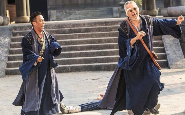 郝劭文释小龙吴孟达同台(新乌龙院20年后回归缺了释小龙)(2)