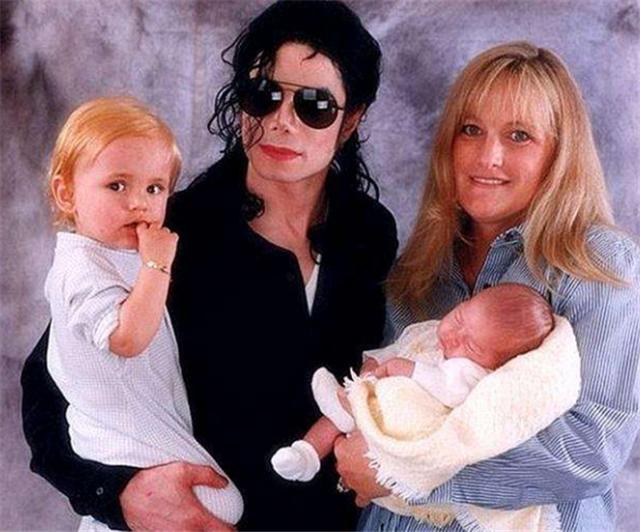 迈克尔杰克逊家族现状(迈克尔杰克逊3子女现状)(5)