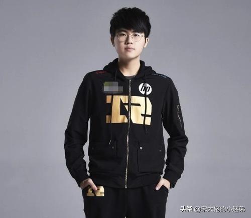 lpl的编号根据什么来排的(LPL编号001015号选手上)(11)