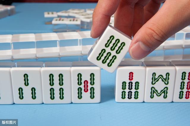 川麻“血战到底”老手十大常用口诀,学会了想不赢也难(1)