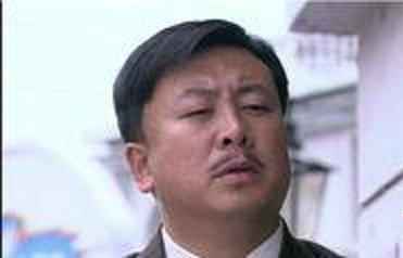 潜伏里面的逃犯是谁(潜伏知名演员竟是潜逃13年的逃犯)(14)