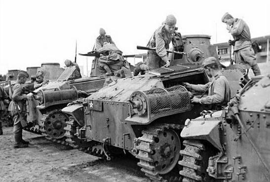 以苏联为首的华约的成员国有几个(苏联领导的华约组织曾与美国抗衡)(7)