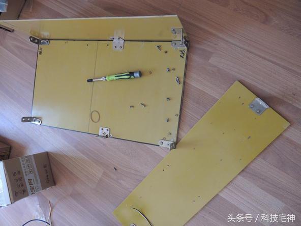 如何把普通投影仪变成家庭影院（技术宅原创自制高清投影仪）(27)