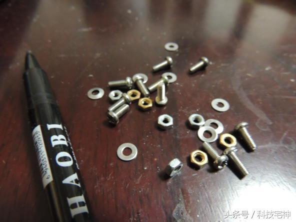 如何把普通投影仪变成家庭影院（技术宅原创自制高清投影仪）(20)