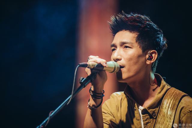 07年张杰和陈楚生（陈楚生放湖南台鸽子遭封杀）(1)