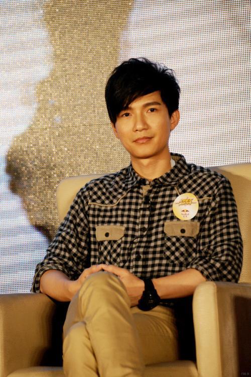 07年张杰和陈楚生（陈楚生放湖南台鸽子遭封杀）(9)