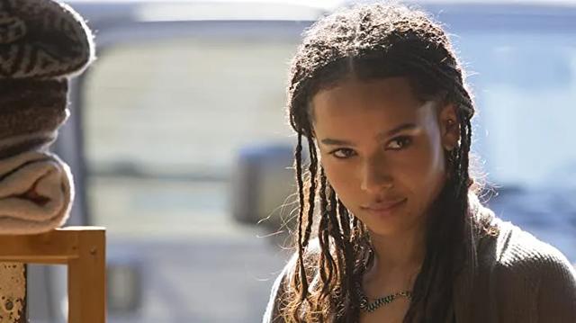 安妮海瑟薇自毁形象扮演邪恶女巫(比安妮海瑟薇更还原)(11)