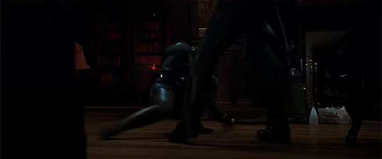 安妮海瑟薇自毁形象扮演邪恶女巫(比安妮海瑟薇更还原)(13)