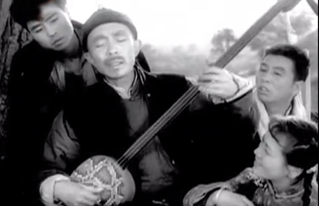 老演员田华的第一任丈夫是谁（却总演田华父辈）(6)