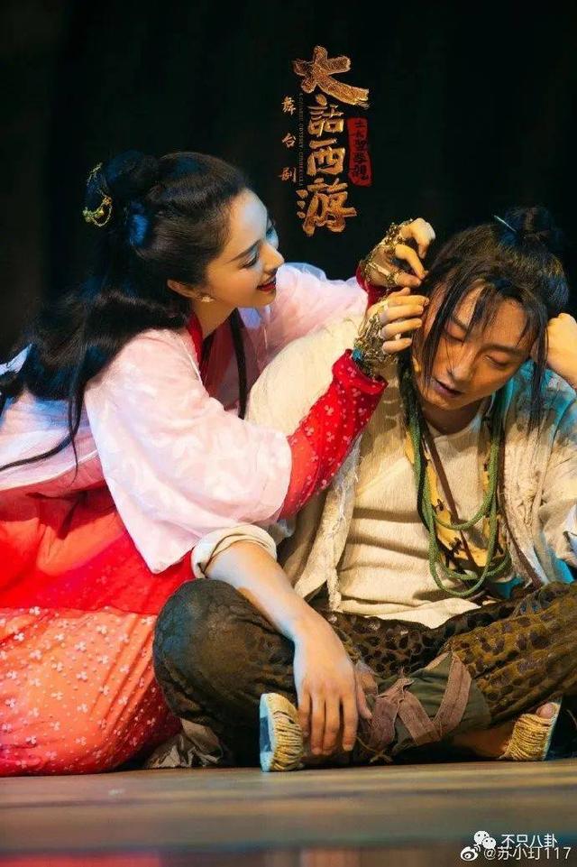 董璇离婚风格大变（董璇自曝离婚后全是弟弟在追她）(51)