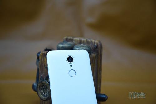 ivvi手机各款式（ivvi小骨Pro评测一款走心的千元机）(13)