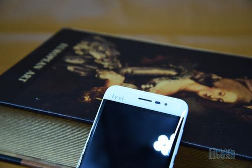 ivvi手机各款式（ivvi小骨Pro评测一款走心的千元机）(5)