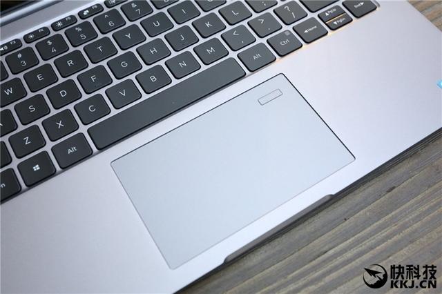 全新小米笔记本air评测（小米笔记本Air四核增强版评测）(10)