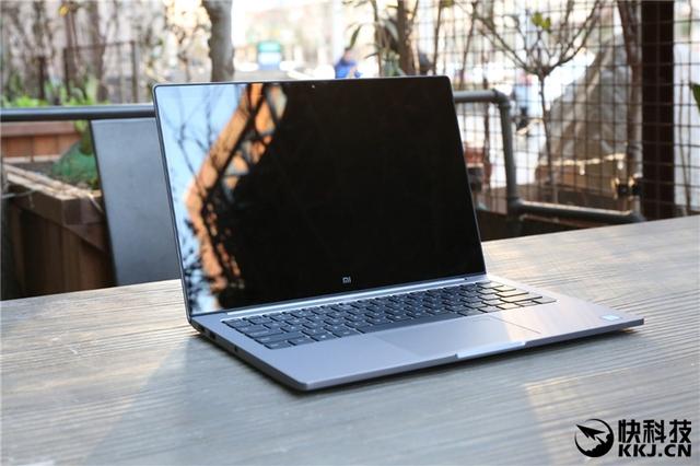 全新小米笔记本air评测（小米笔记本Air四核增强版评测）(1)