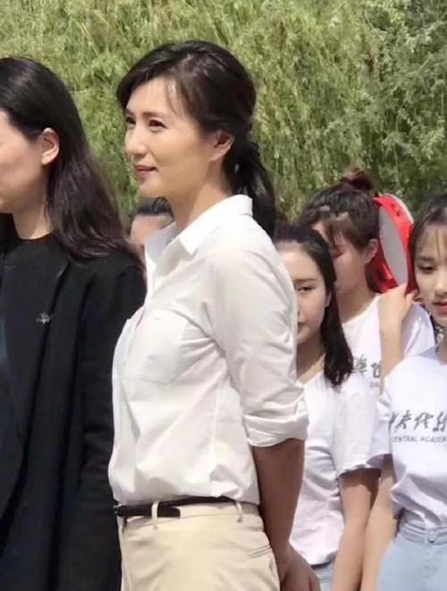 39岁陈好近照曝光（31岁嫁亿万富商5年生3子）(40)