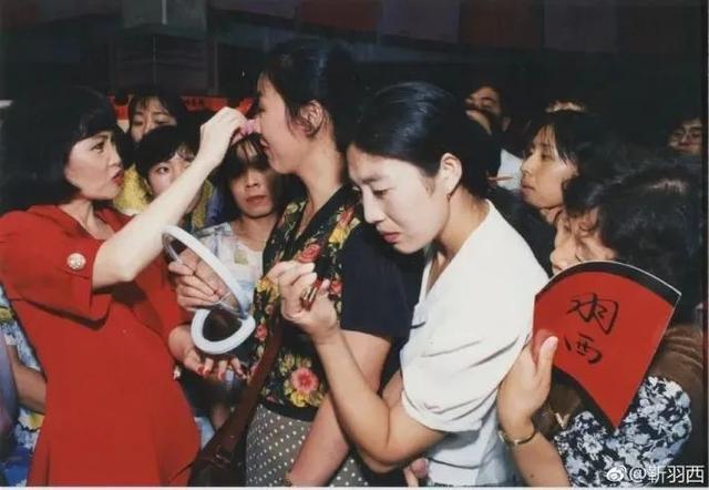 靳羽西今年几岁（从150美元到亿万身家）(29)