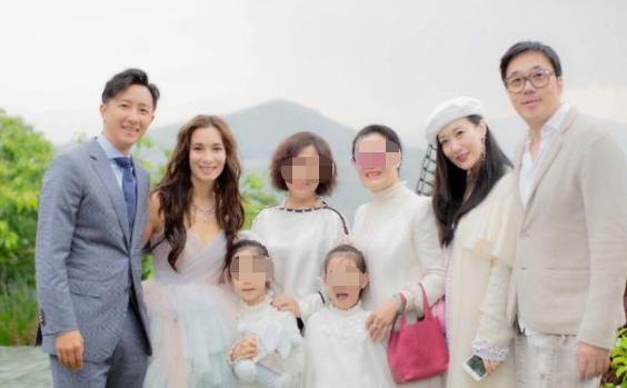 歌星谭晶近况(43岁谭晶近照大变)(9)