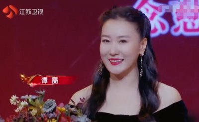 ​歌星谭晶近况（43岁谭晶近照大变）