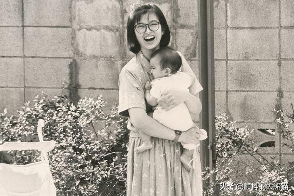 山口百惠和三浦友和是真的夫妻吗（还能相信爱情吗）(9)