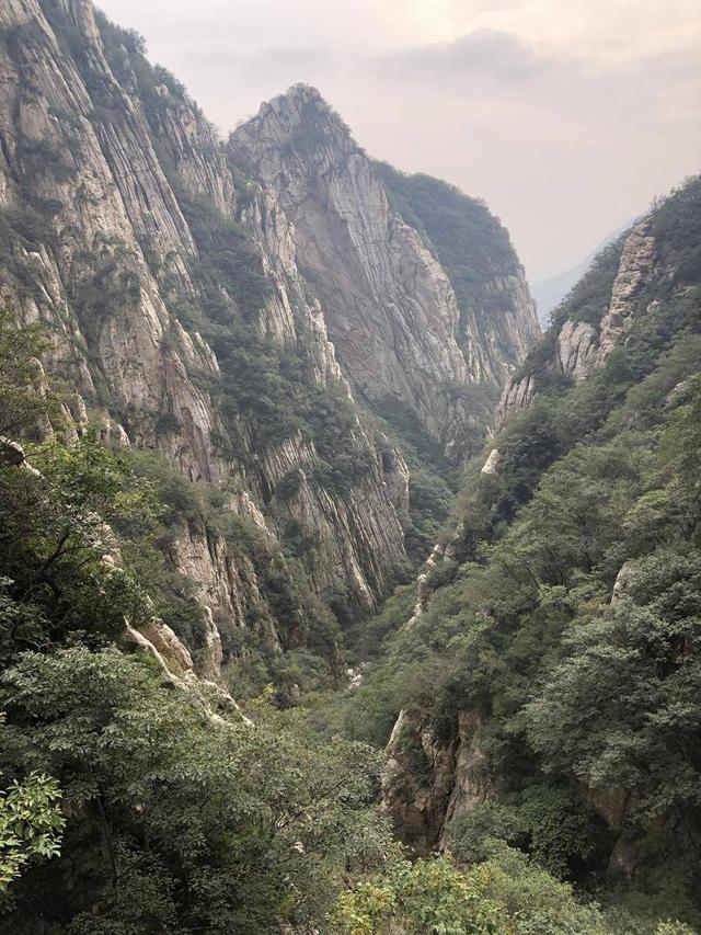 被誉为天下第一奇山（我国最古老的山之一）(1)