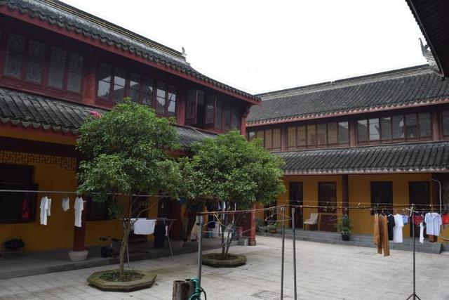 无事不登三宝殿的三宝指的哪三宝(涨知识俗话说无事不登三宝殿)(3)