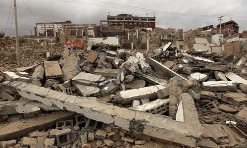 地震几楼最危险,地震楼房一般先从几楼倒塌的图4