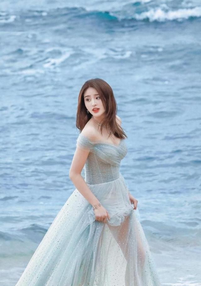 金子涵个人资料大全(金子涵肤白貌美妥妥的气质女神)