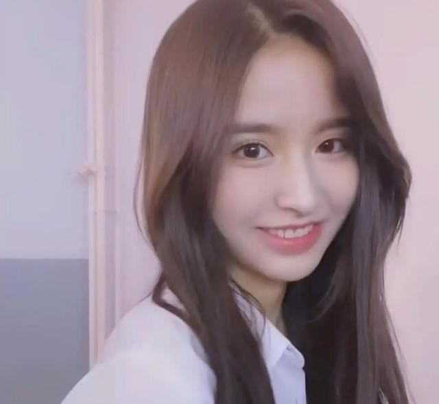 金子涵个人资料大全(金子涵肤白貌美妥妥的气质女神)