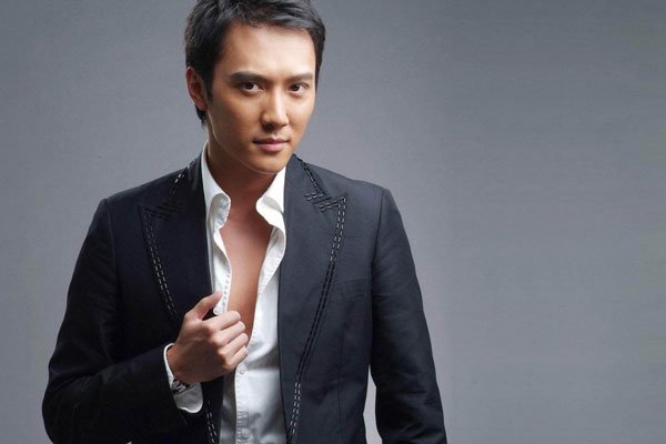 冯绍峰门第布景 与倪妮分别还拿了些分别费