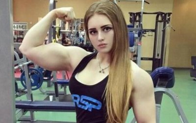 ​金刚刚芭比茱莉亚·文斯：身高165厘米，体沉65千克安排