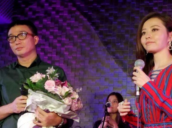 34岁张靓颖现状(19岁爱上37岁渣男当了小三)(18)