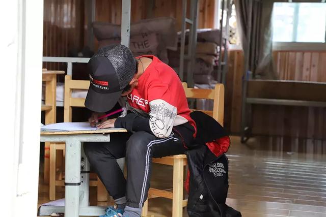 20万元的预算买什么硬派越野车(2.5L7AT卖20万的硬派越野)(44)