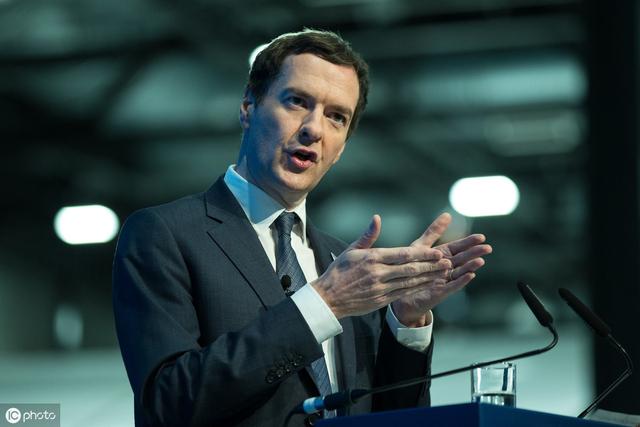 7个小秘诀轻松消除演讲紧张情绪(上台演讲紧张怎么办)(3)