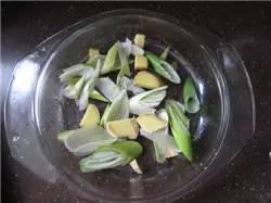 鲈鱼最好吃的10种做法（你绝对没试过的31款鲈鱼做法）(29)