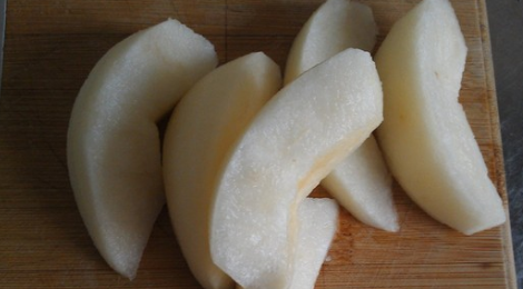 蜂蜜可以和梨一起煮,雪梨和蜂蜜有什么功效图5