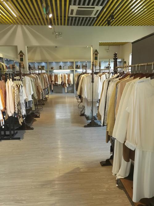 上海逛街买衣服的地方有哪些