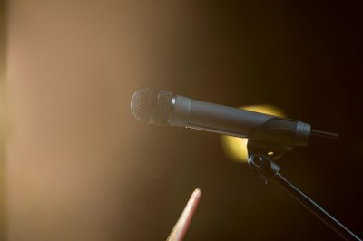 ​营收利润“双降”，《好声音》对星空华文意味着什么？