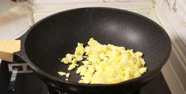 丝瓜可以和鸡蛋一起吃吗，丝瓜可以和鸡蛋一起烧？图4