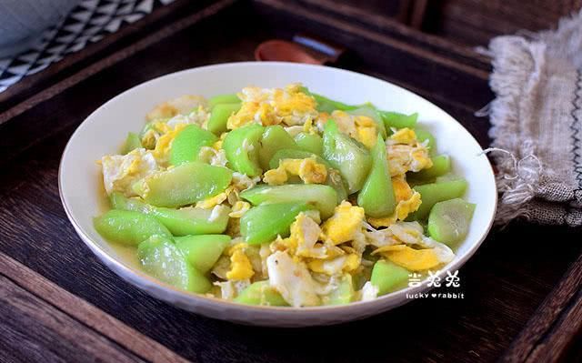 丝瓜可以和鸡蛋一起烧