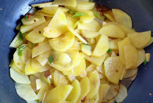 炒土豆片的正确做法