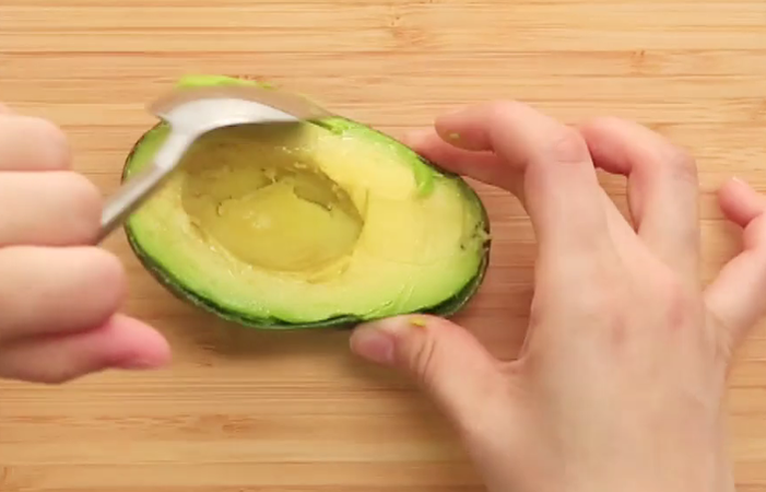 牛油果冷冻了还能吃吗