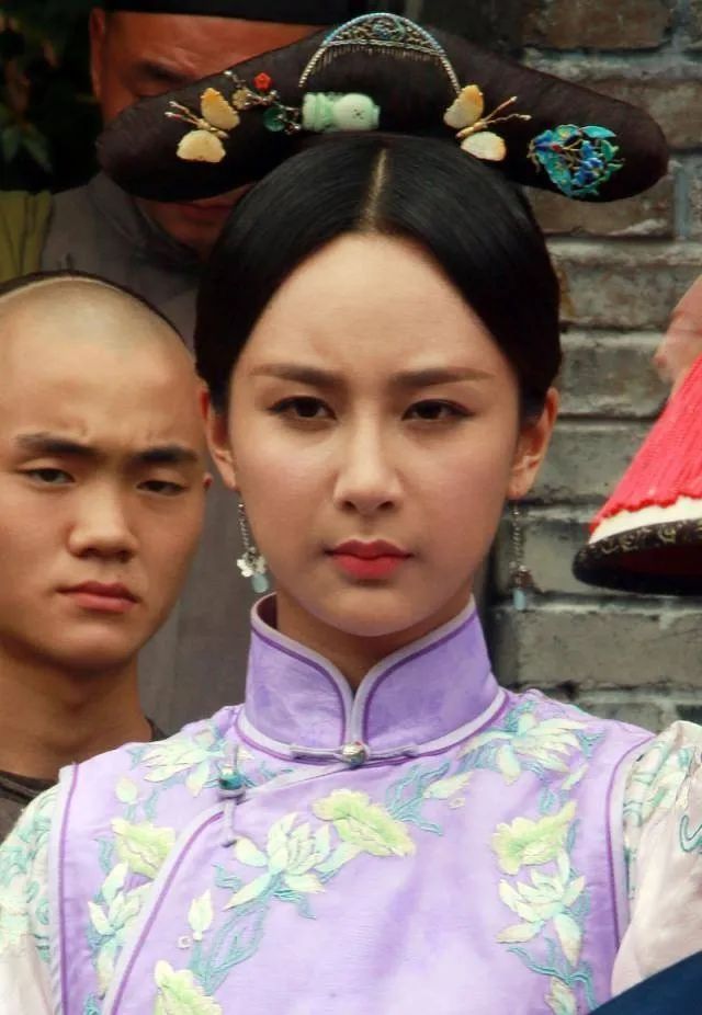 蒋欣的麒麟臂,宋佳的法令纹,打了多少“花瓶”女星的脸