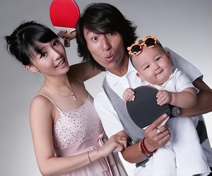 白百何个人资料及简介(白百何:与陈羽凡因戏结缘,在丈夫支持下走红,如今却风光不再)