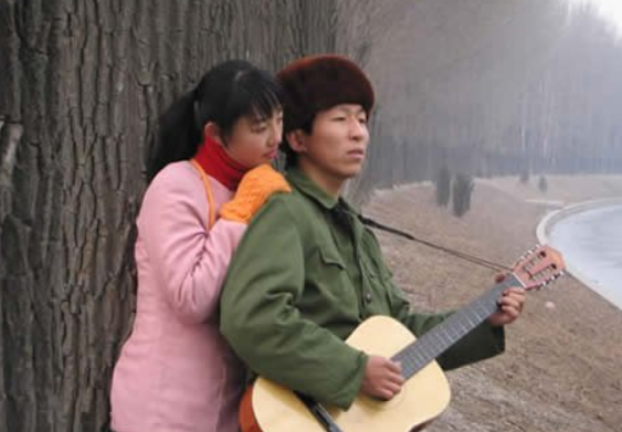 白百何个人资料及简介(白百何:与陈羽凡因戏结缘,在丈夫支持下走红,如今却风光不再)