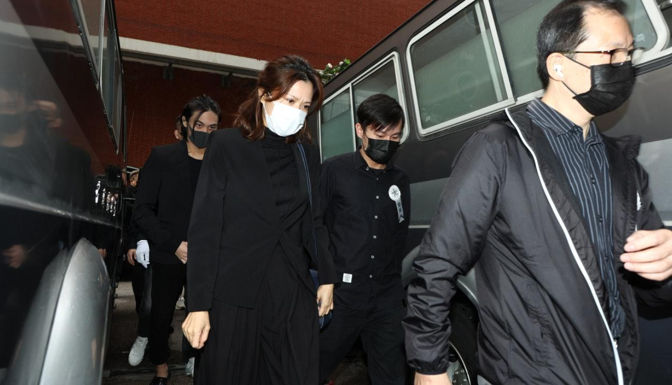 吴孟达个人资料简介及家人（吴孟达妻子侯珊燕：为吴孟达生下一儿一女）